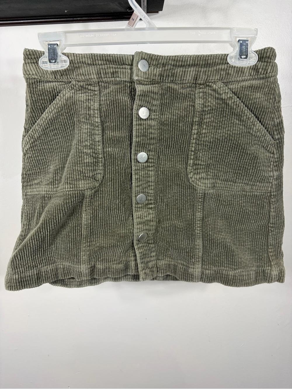 Wild Fable‎ Olive Green Corduroy Button-Front Mini Skirt size 6